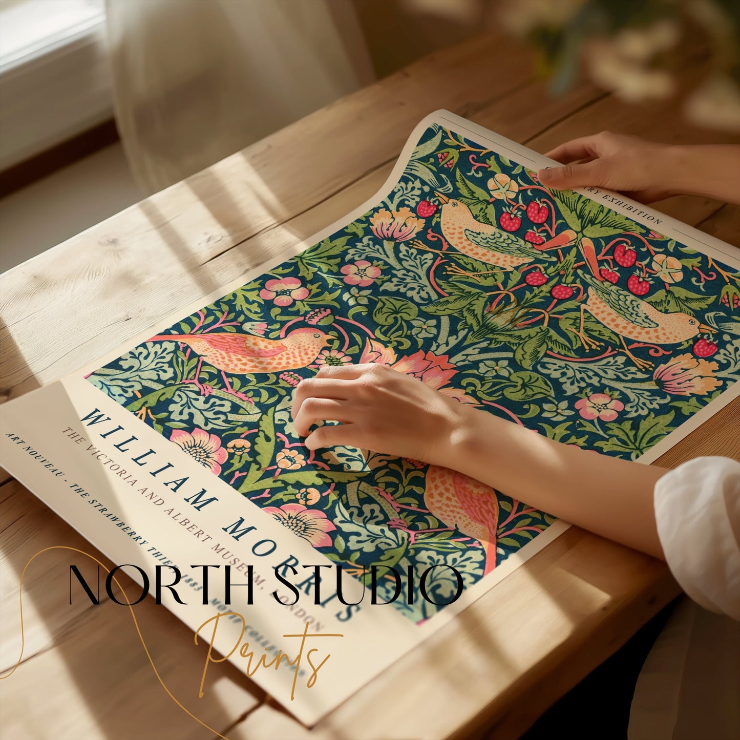 Premium Poster of William Morris Art Nouveau Strawberry Thief Posters