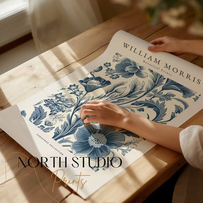 Premium Poster of William Morris Botanical Prints Christmas Collection Posters