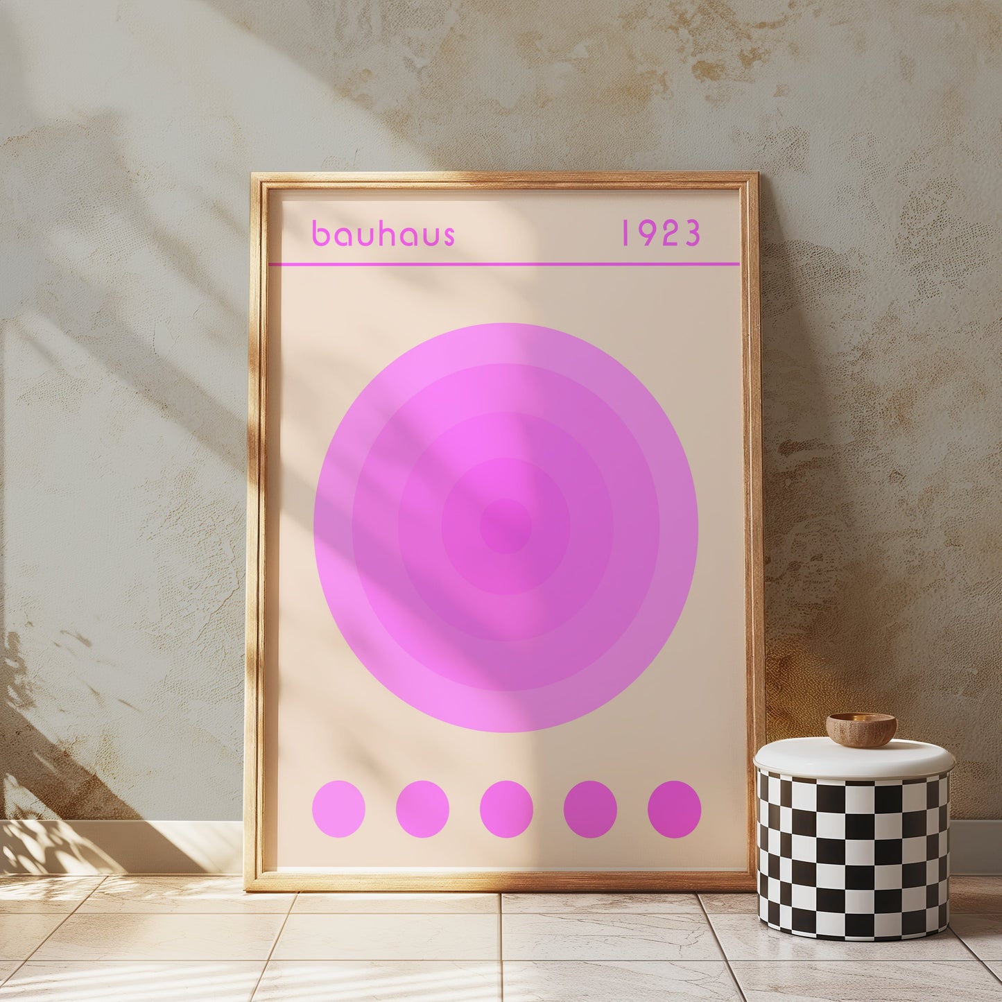Premium Poster of Bauhaus 1923 Pink Concentric Circles Art Posters