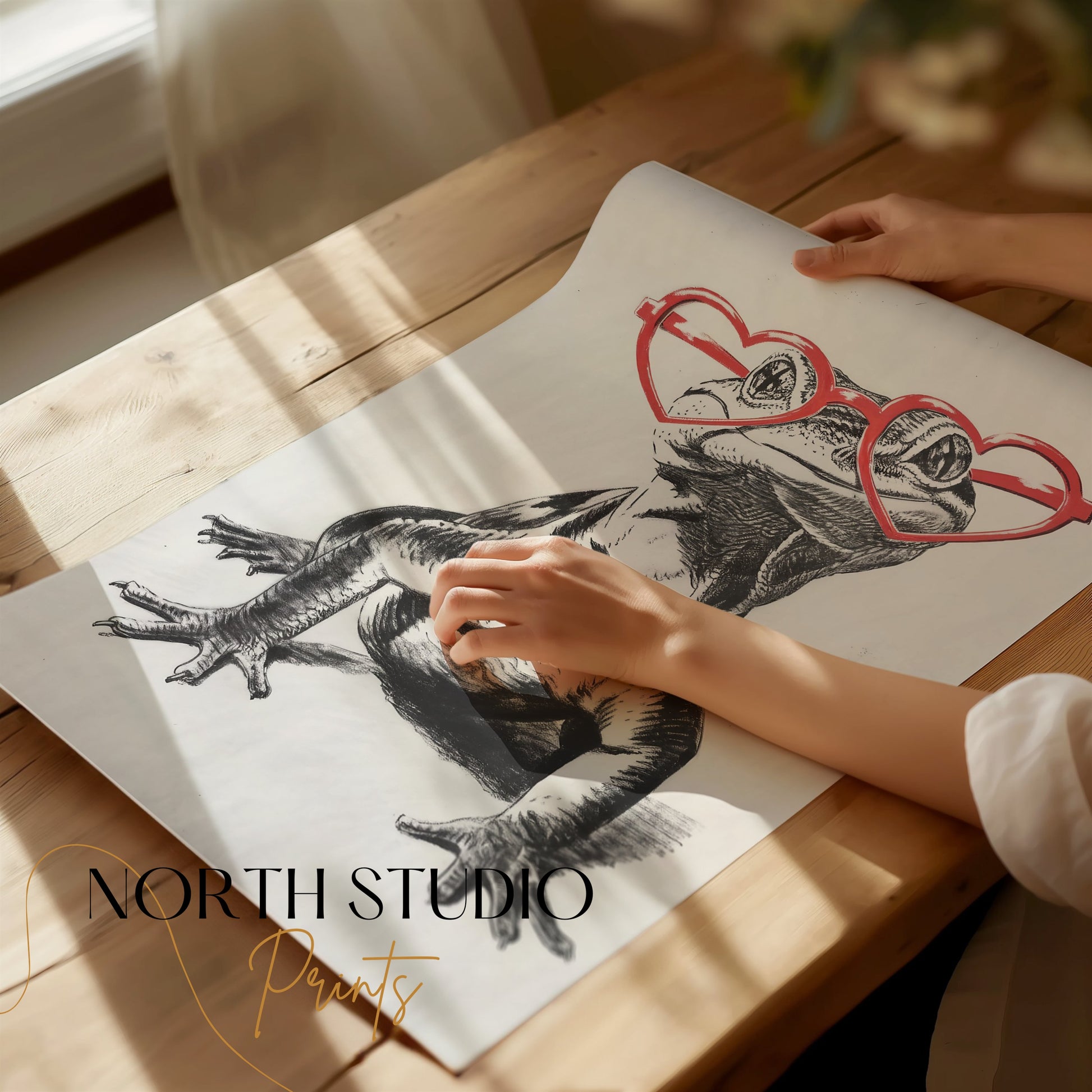Premium Poster of Cool Gecko with Heart Shaped Glasses Art Print Posters