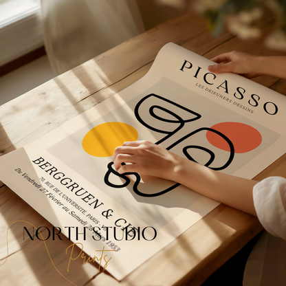 Premium Poster of Modern Abstract Line Art Face Art Gallery Exhibit Posters