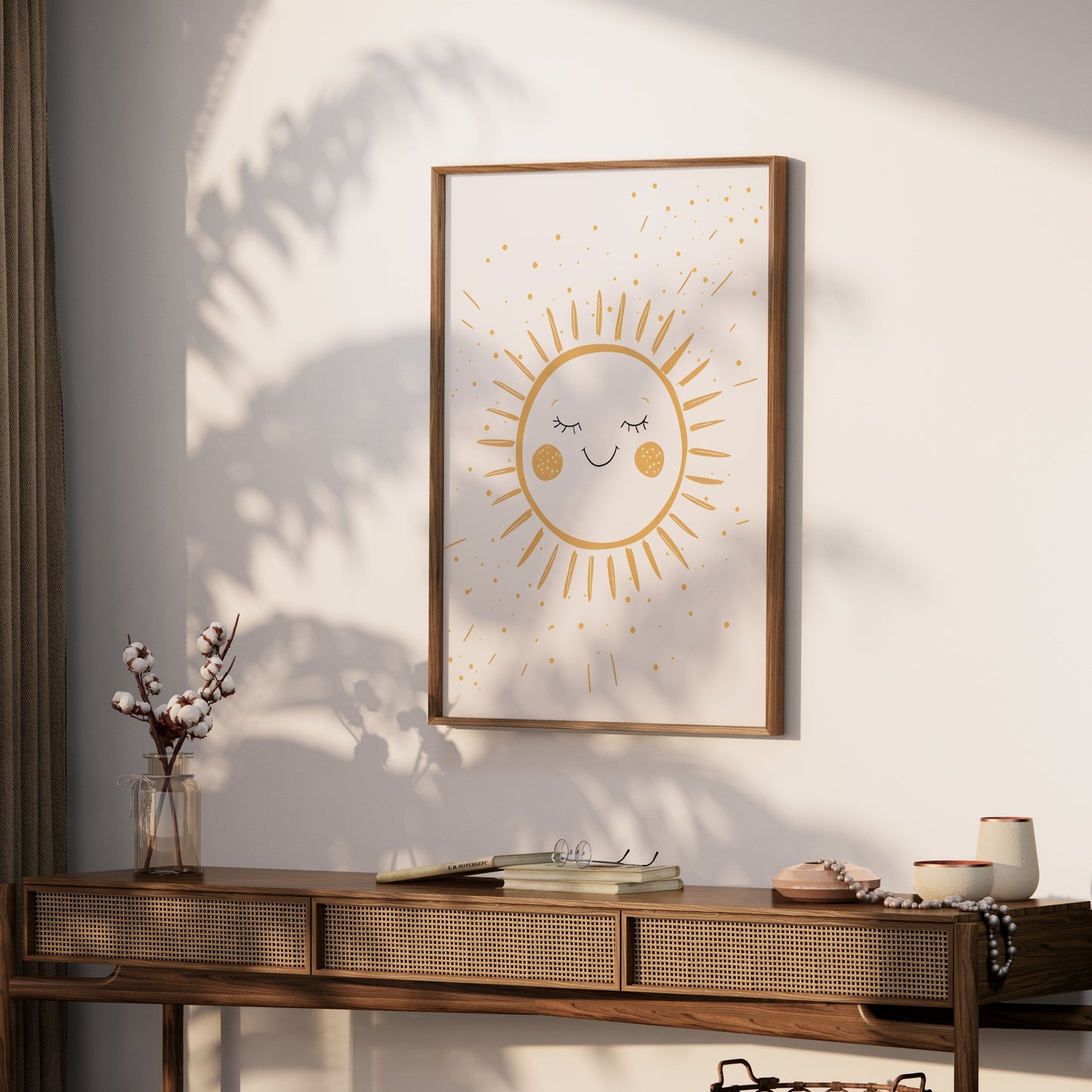Premium Poster of Smiling Sun with Radiating Beams Art Prints Posters