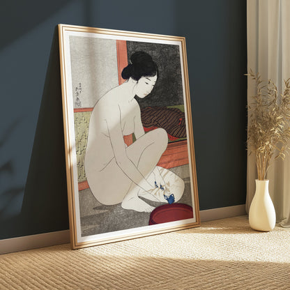 Premium Poster of Traditional Japanese Art Print Woman Bathing Posters