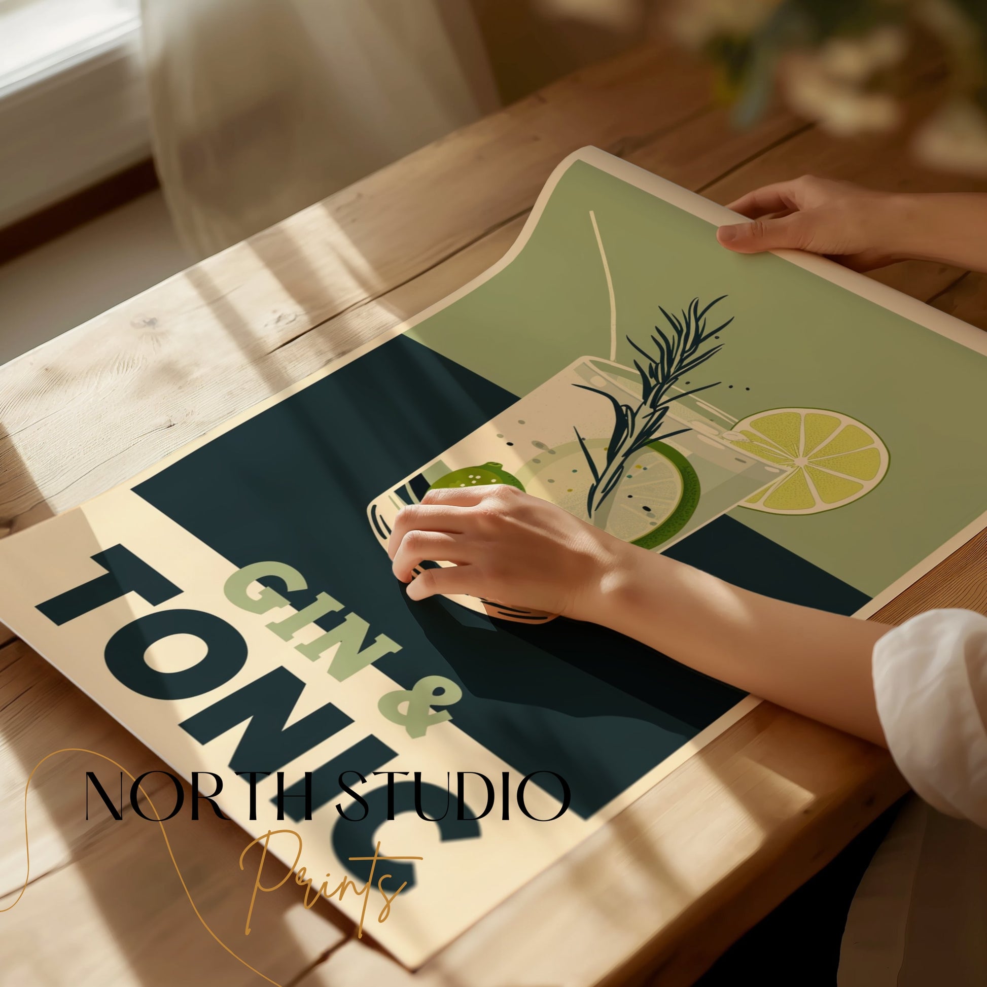 Premium Poster of Vintage Style Gin and Tonic Art Print Posters