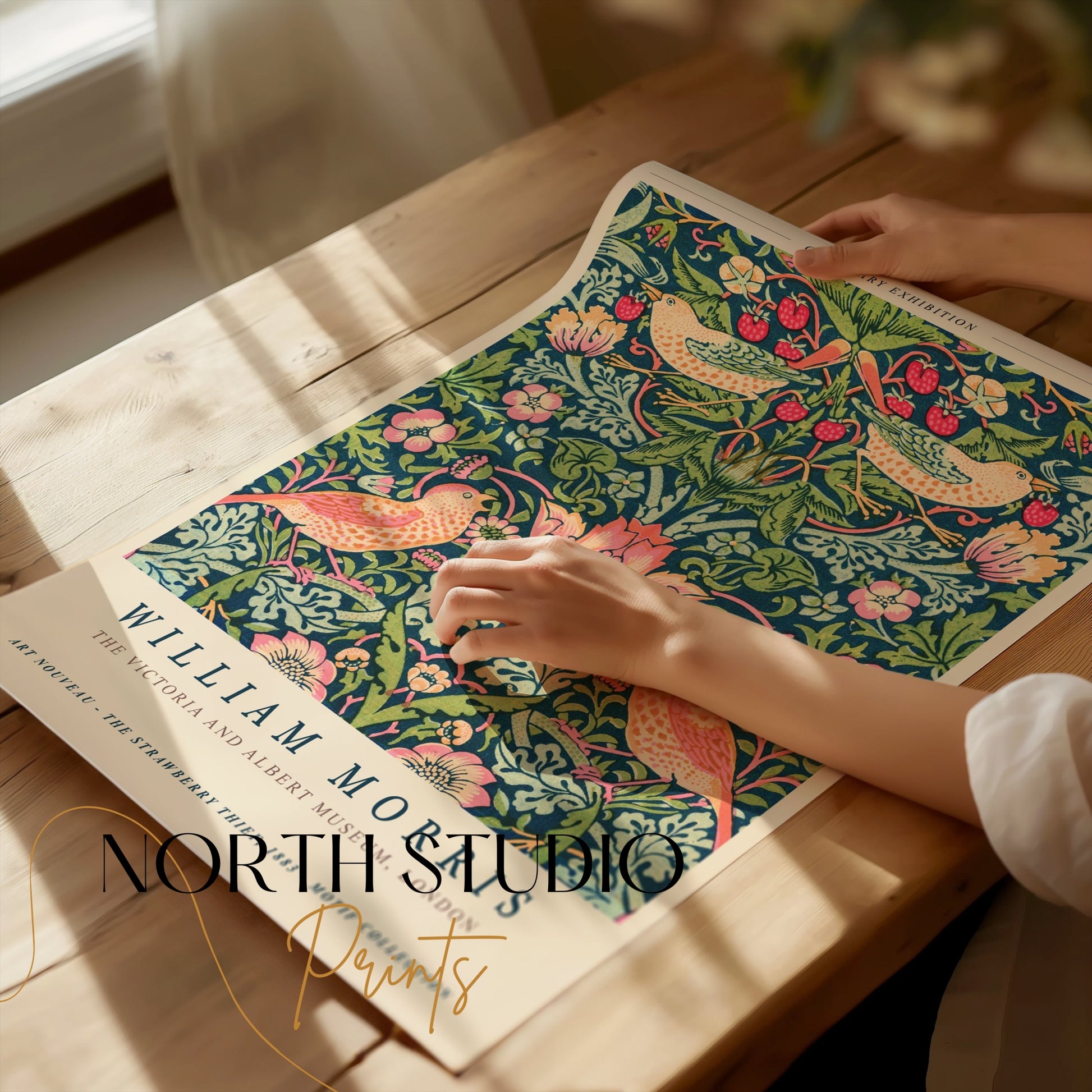 Premium Poster of William Morris Art Nouveau Strawberry Thief Posters