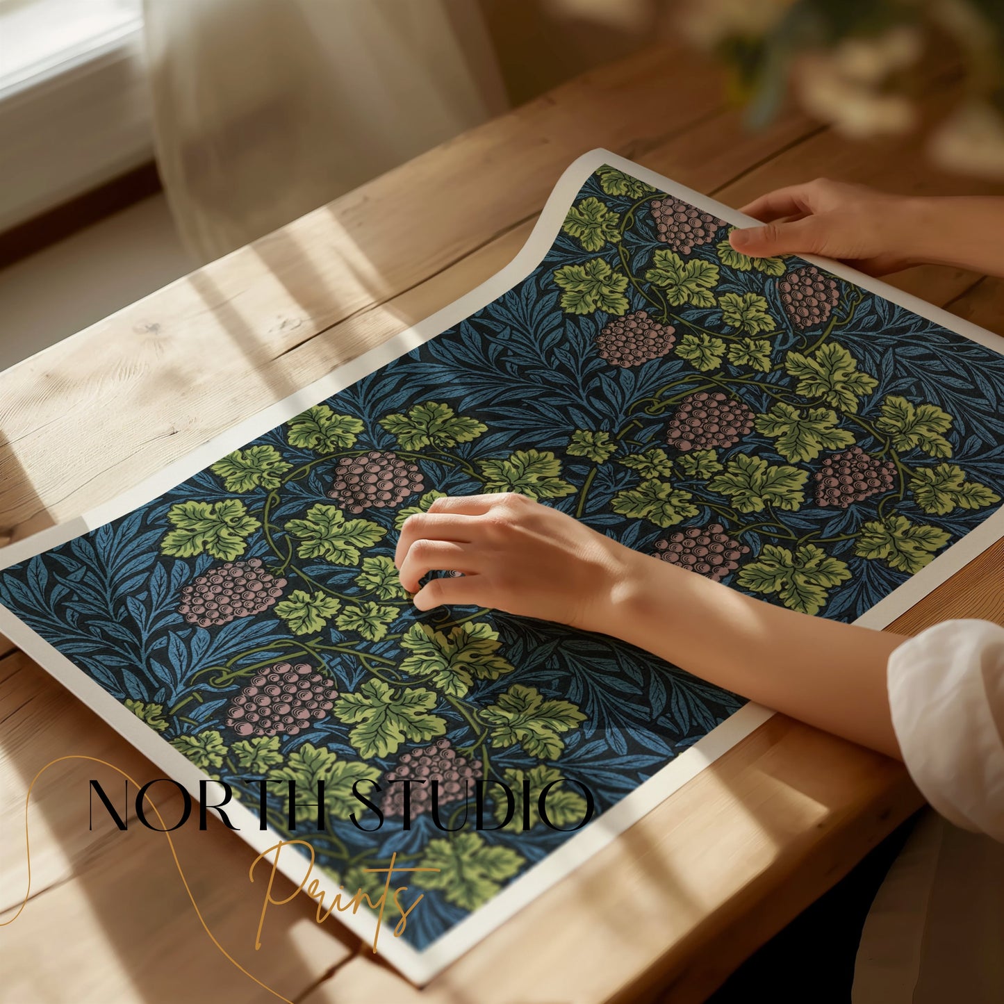 Premium Poster of William Morris Blue and Green Grapes Art Print Posters